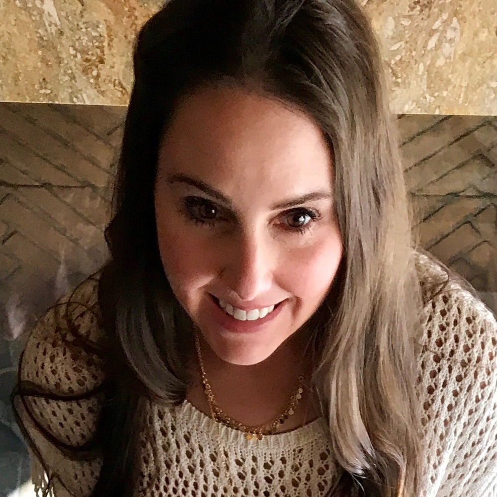 Meet your Posher, Monnica